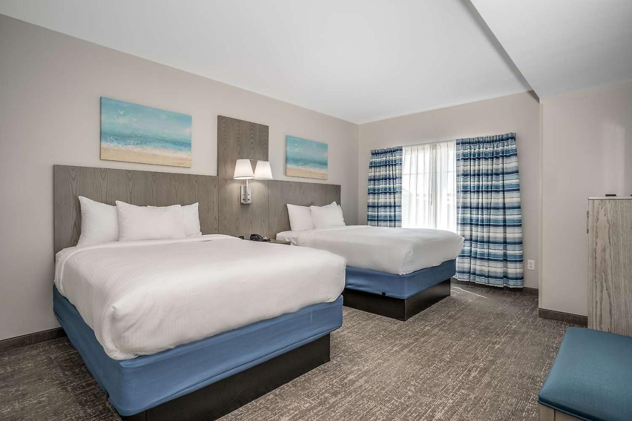 Lighthouse Suites - Best Western Signature Collection 에메랄드 아일 외부 사진