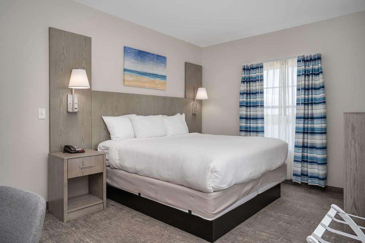 Lighthouse Suites - Best Western Signature Collection 에메랄드 아일 외부 사진